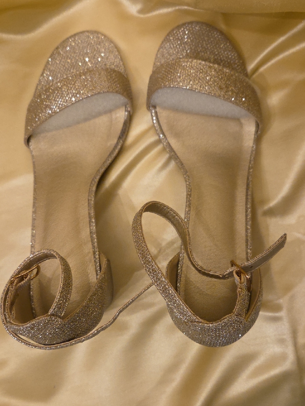 Glittery Gold Stappy Pumps Size 8M - Picture 3 of 6